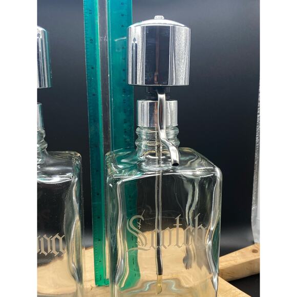 Vintage pair of MCM glass Etched Bourbon and Scotch Decanter with pump and spout - Picture 8 of 9